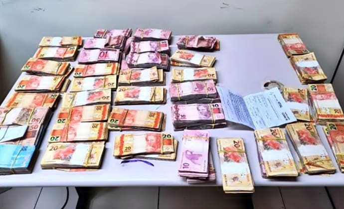 Dinheiro foi encontrado em carro de advogado na Via Dutra
