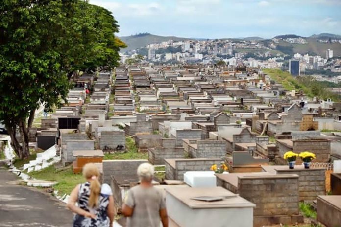 Cemitérios de VR e BM recebem visitantes com medidas contra a Covid-19